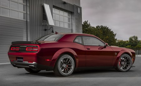 2018 Dodge Challenger SRT Hellcat Widebody Rear Three-Quarter Wallpapers 450x275 (101)