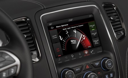 2018 Dodge Durango SRT Central Console Wallpapers 450x275 (85)