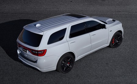 2018 Dodge Durango SRT Rear Three-Quarter Wallpapers 450x275 (51)