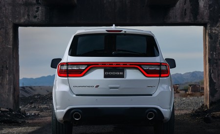 2018 Dodge Durango SRT Rear Wallpapers 450x275 (27)