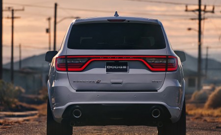 2018 Dodge Durango SRT Rear Wallpapers 450x275 (13)