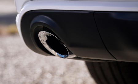 2018 Dodge Durango SRT Tailpipe Wallpapers 450x275 (62)