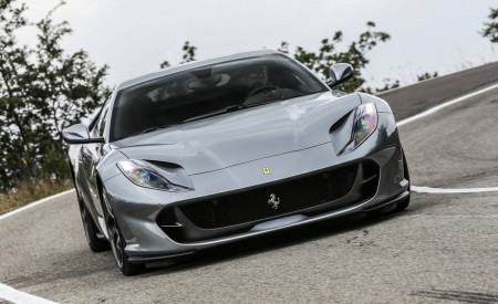2018 Ferrari 812 Superfast Front Wallpapers 450x275 (35)