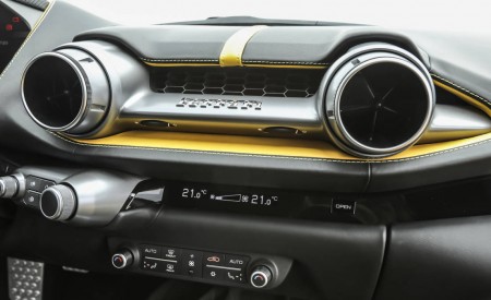 2018 Ferrari 812 Superfast Interior Wallpapers 450x275 (54)