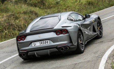 2018 Ferrari 812 Superfast Rear Three-Quarter Wallpapers 450x275 (43)