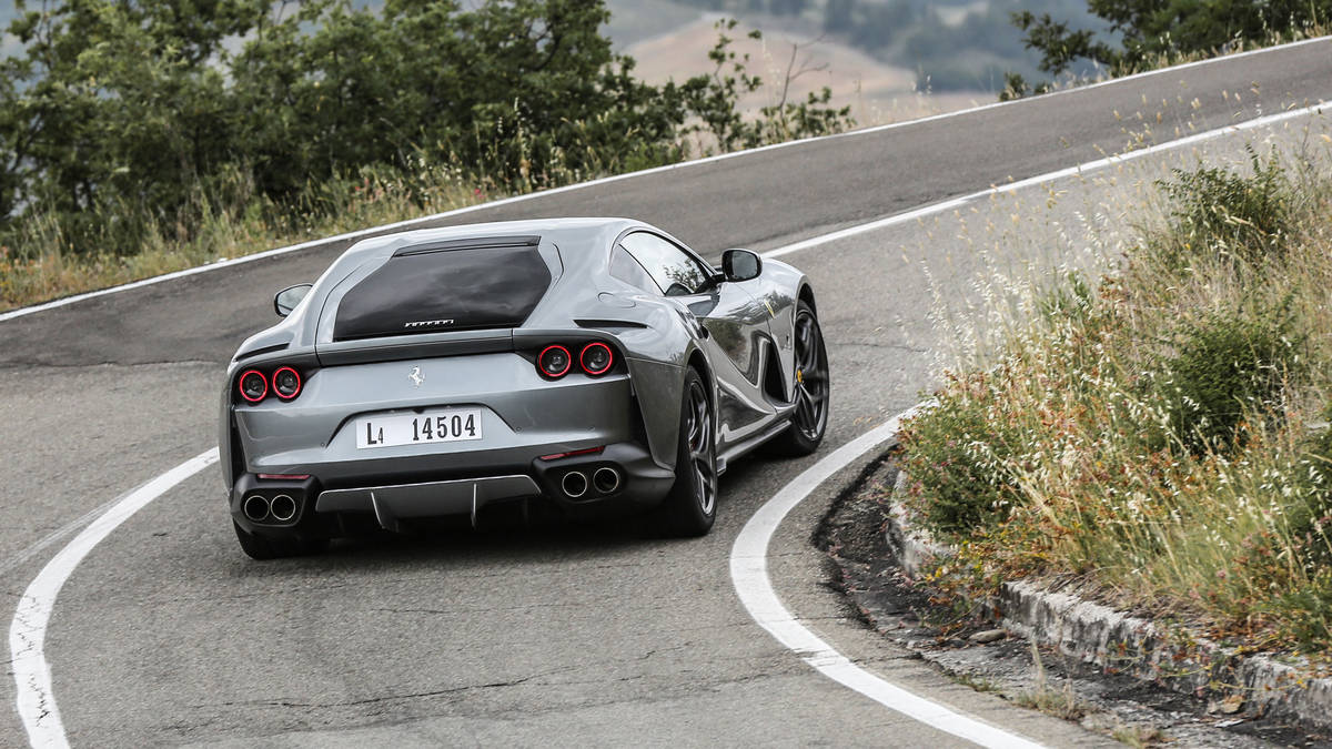 2018 Ferrari 812 Superfast Rear Three-Quarter Wallpapers #42 of 56