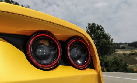 2018 Ferrari 812 Superfast Tail Light Wallpapers 450x275 (15)