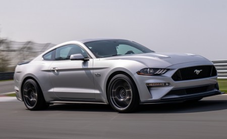 2018 Ford Mustang GT Performance Pack 2 Front Three-Quarter Wallpapers 450x275 (21)