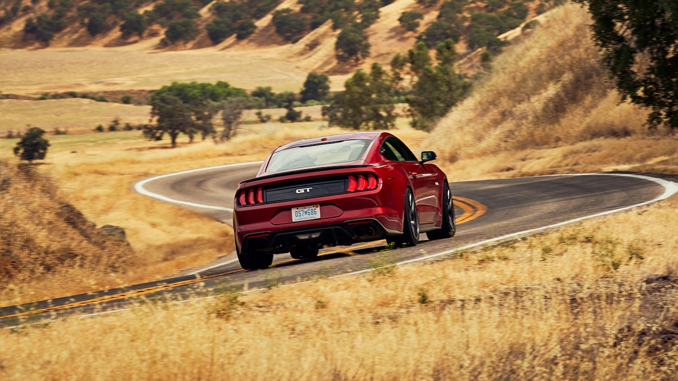 2018 Ford Mustang GT Performance Pack Level 2 Rear Wallpapers (13)