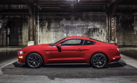 2018 Ford Mustang GT Performance Pack Level 2 Side Wallpapers 450x275 (81)