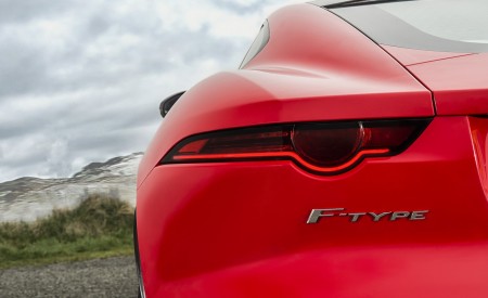 2018 Jaguar F-TYPE 2.0T Tail Light Wallpapers 450x275 (13)
