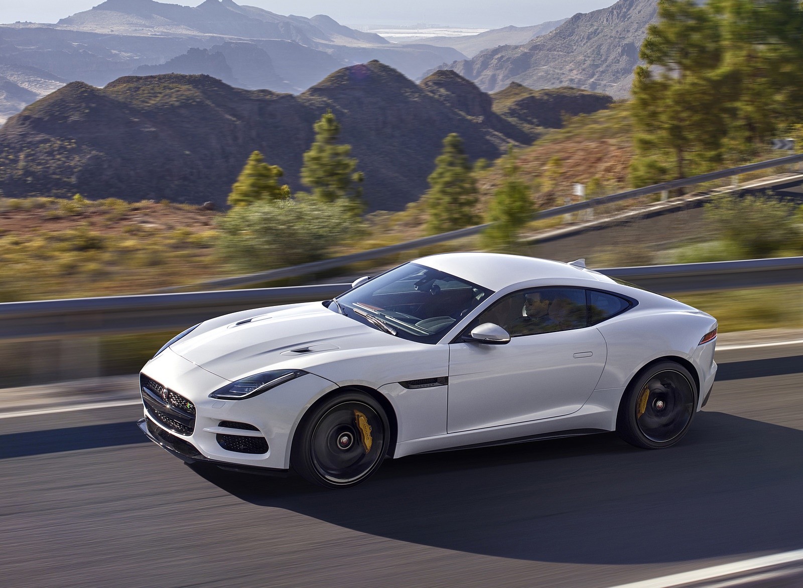 2018 Jaguar F-TYPE R Coupe Front Three-Quarter Wallpapers (14)