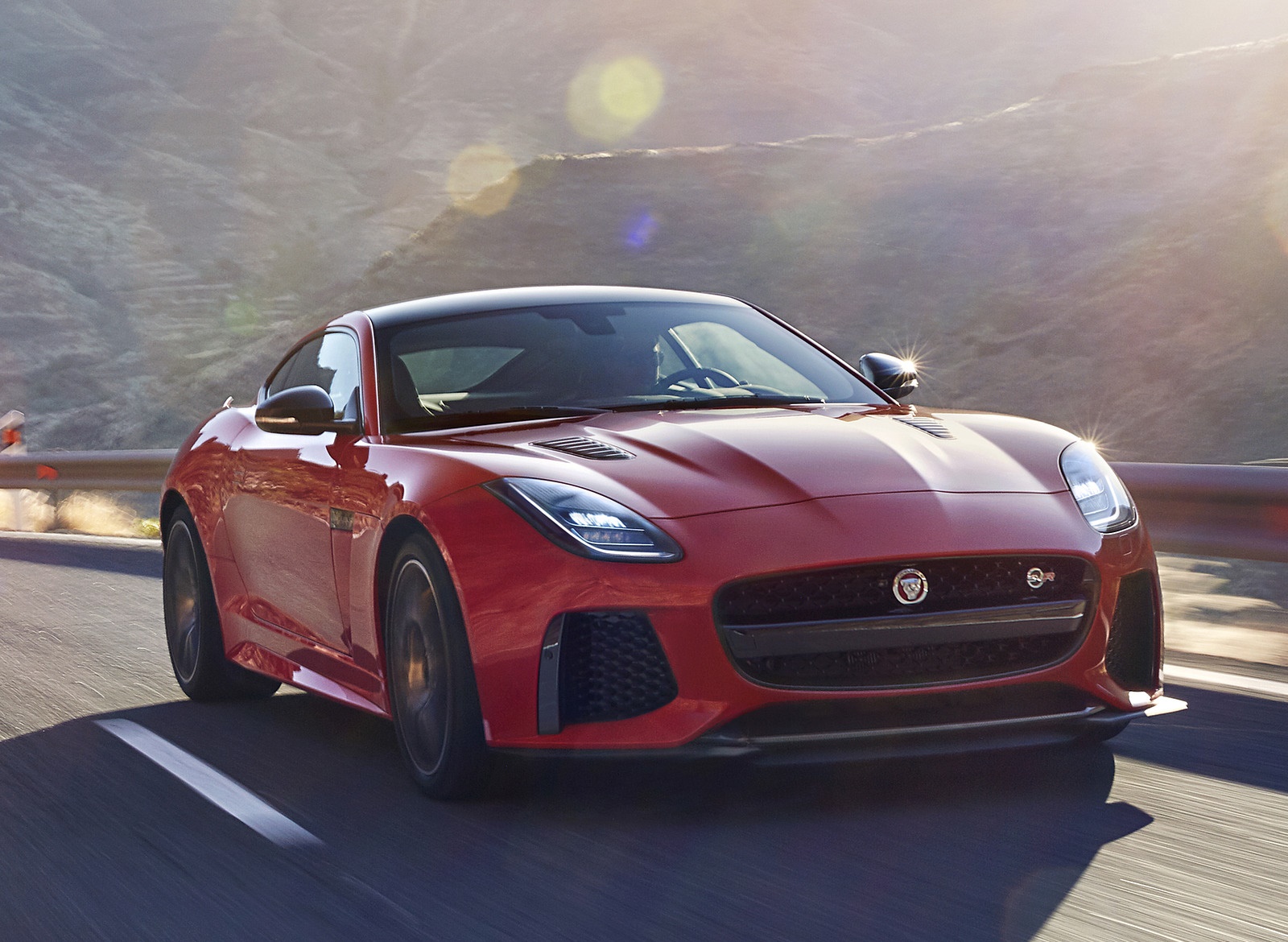 2018 Jaguar F-TYPE SVR Coupe Front Three-Quarter Wallpapers (5)