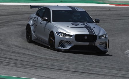 2018 Jaguar XE SV Project 8 Front Three-Quarter Wallpapers 450x275 (66)