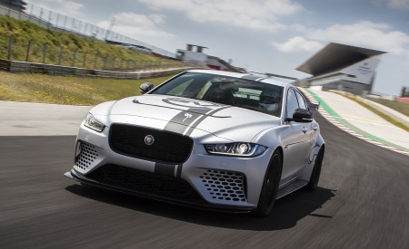 2018 Jaguar XE SV Project 8 Front Three-Quarter Wallpapers 450x275 (42)