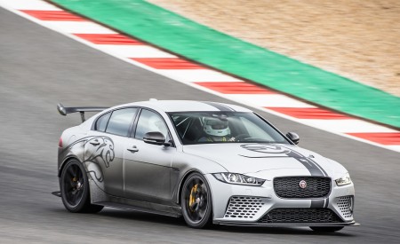 2018 Jaguar XE SV Project 8 Front Three-Quarter Wallpapers 450x275 (37)