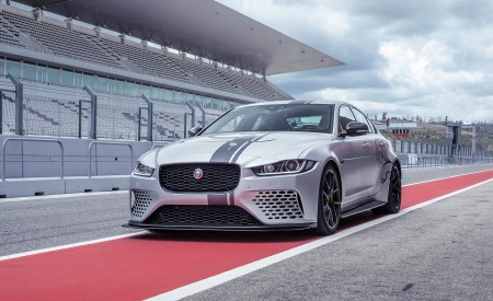 2018 Jaguar XE SV Project 8 Front Three-Quarter Wallpapers 450x275 (90)