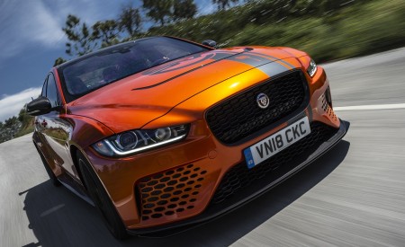 2018 Jaguar XE SV Project 8 Front Wallpapers 450x275 (12)