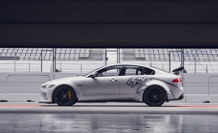 2018 Jaguar XE SV Project 8 Side Wallpapers 450x275 (96)