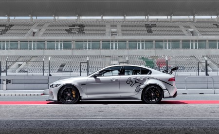 2018 Jaguar XE SV Project 8 Side Wallpapers 450x275 (97)