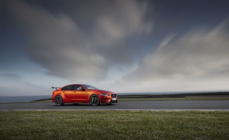 2018 Jaguar XE SV Project 8 Side Wallpapers 450x275 (9)