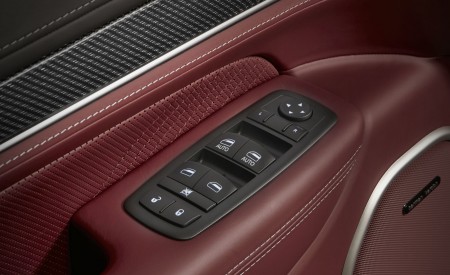 2018 Jeep Grand Cherokee Supercharged Trackhawk Interior Detail Wallpapers 450x275 (33)