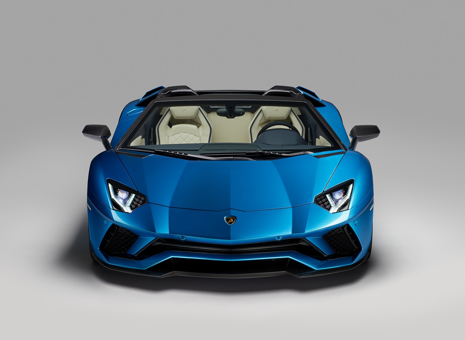 2018 Lamborghini Aventador S Roadster Front Wallpapers #59 of 73