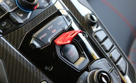 2018 Lamborghini Aventador S Roadster Interior Detail Wallpapers 450x275 (47)