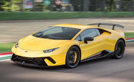 2018 Lamborghini Huracán Performante Front Three-Quarter Wallpapers 450x275 (91)