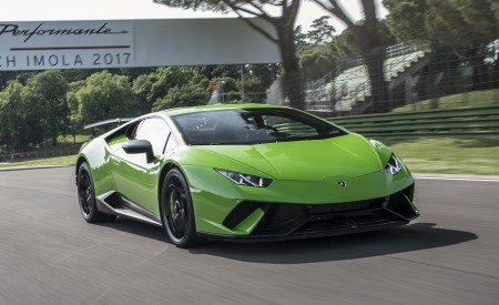 2018 Lamborghini Huracán Performante Front Wallpapers 450x275 (66)