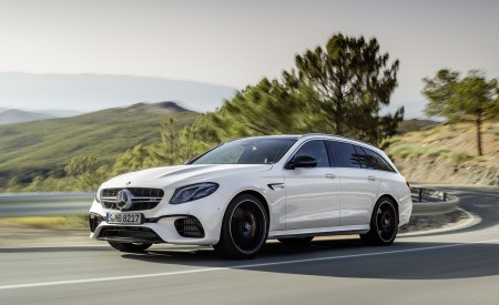 2018 Mercedes-AMG E63 S Wagon 4MATIC+ (Color: Diamond White) Front Three-Quarter Wallpapers 450x275 (19)