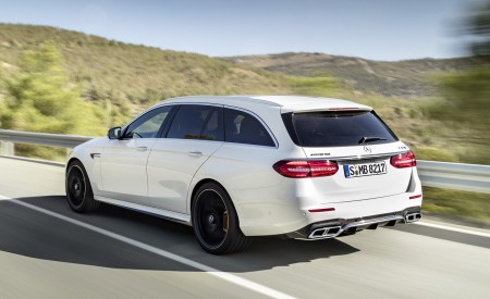 2018 Mercedes-AMG E63 S Wagon 4MATIC+ (Color: Diamond White) Rear Three-Quarter Wallpapers 450x275 (28)