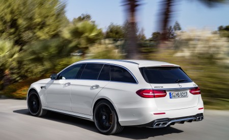 2018 Mercedes-AMG E63 S Wagon 4MATIC+ (Color: Diamond White) Rear Three-Quarter Wallpapers 450x275 (27)
