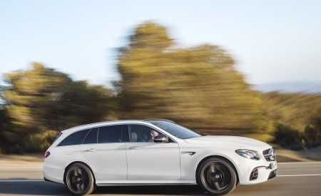 2018 Mercedes-AMG E63 S Wagon 4MATIC+ (Color: Diamond White) Side Wallpapers 450x275 (26)