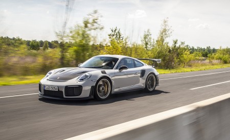 2018 Porsche 911 GT2 RS Front Three-Quarter Wallpapers 450x275 (13)