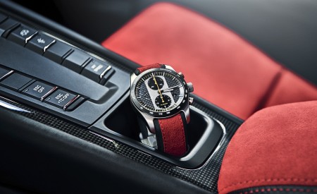 2018 Porsche 911 GT2 RS Interior Detail Wallpapers 450x275 (26)