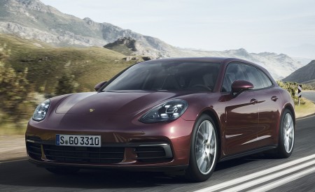 2018 Porsche Panamera 4 Sport Turismo Front Three-Quarter Wallpapers 450x275 (7)