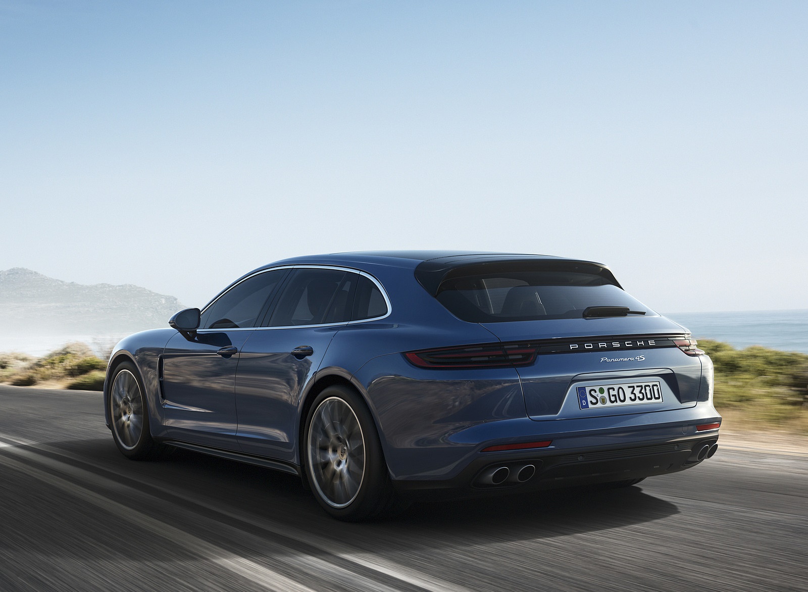 2018 Porsche Panamera 4S Diesel Sport Turismo Rear Three-Quarter Wallpapers (6)