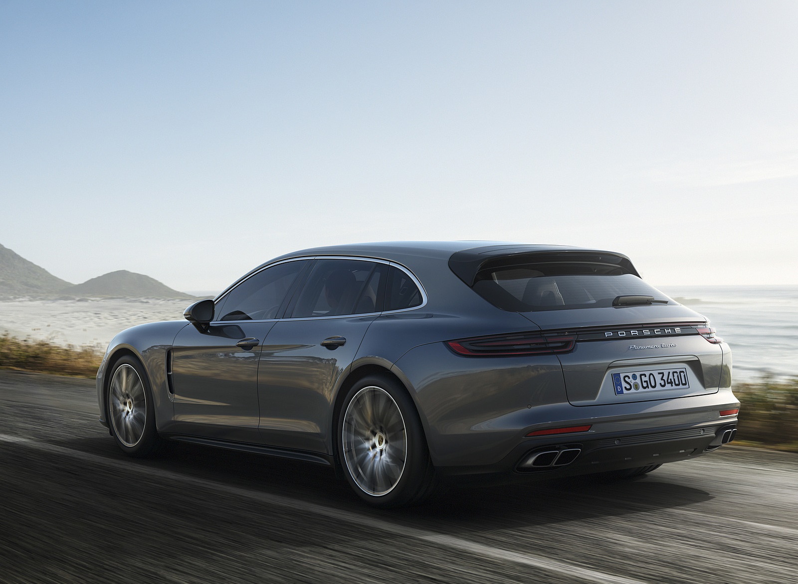 2018 Porsche Panamera Turbo Sport Turismo Rear Three-Quarter Wallpapers (5)