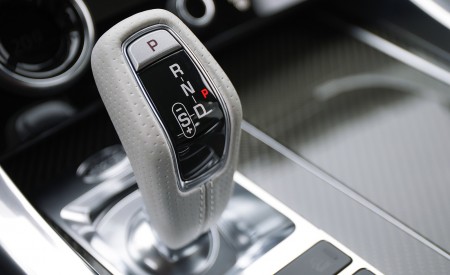 2018 Range Rover Sport SVR Interior Detail Wallpapers 450x275 (31)