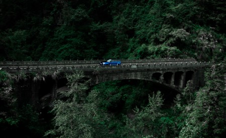 2018 Range Rover Sport SVR Side Wallpapers 450x275 (4)