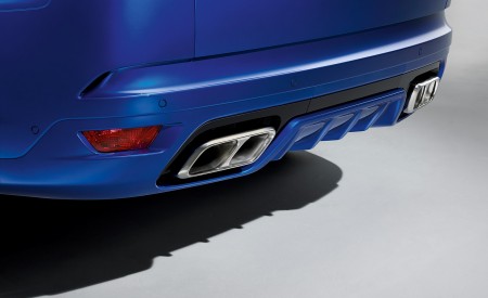 2018 Range Rover Sport SVR Tailpipe Wallpapers 450x275 (26)
