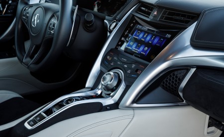 2019 Acura NSX (Color: Curva Red) Interior Detail Wallpapers 450x275 (14)