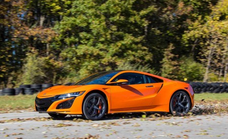 2019 Acura NSX (Color: Thermal Orange Pearl) Front Three-Quarter Wallpapers 450x275 (22)