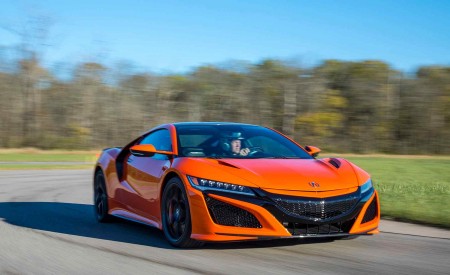 2019 Acura NSX (Color: Thermal Orange Pearl) Front Three-Quarter Wallpapers 450x275 (16)