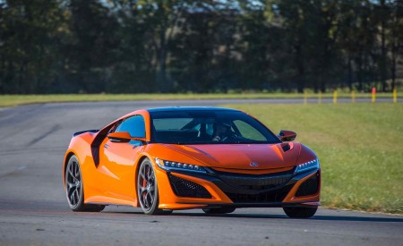 2019 Acura NSX (Color: Thermal Orange Pearl) Front Three-Quarter Wallpapers 450x275 (17)