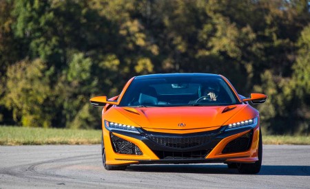 2019 Acura NSX (Color: Thermal Orange Pearl) Front Wallpapers 450x275 (26)