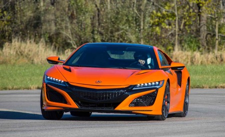 2019 Acura NSX (Color: Thermal Orange Pearl) Front Wallpapers 450x275 (28)