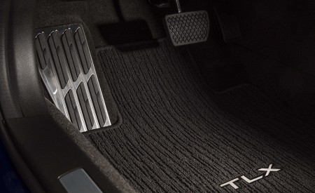 2019 Acura TLX A-Spec SH-AWD Interior Detail Wallpapers 450x275 (43)