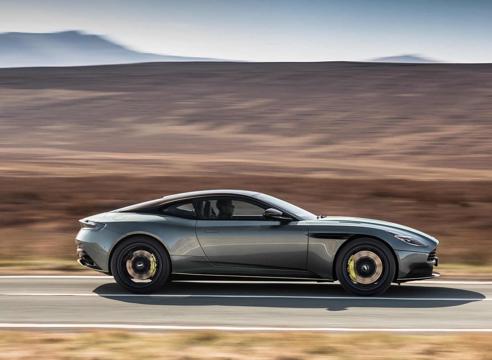 2019 Aston Martin DB11 AMR (Signature Edition) Side Wallpapers (10 ...